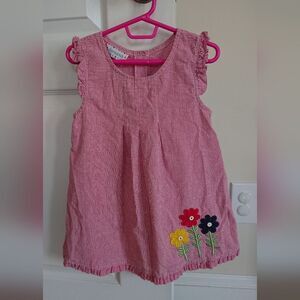 Samara red white gingham dress with floral Applique Dress size 4T
